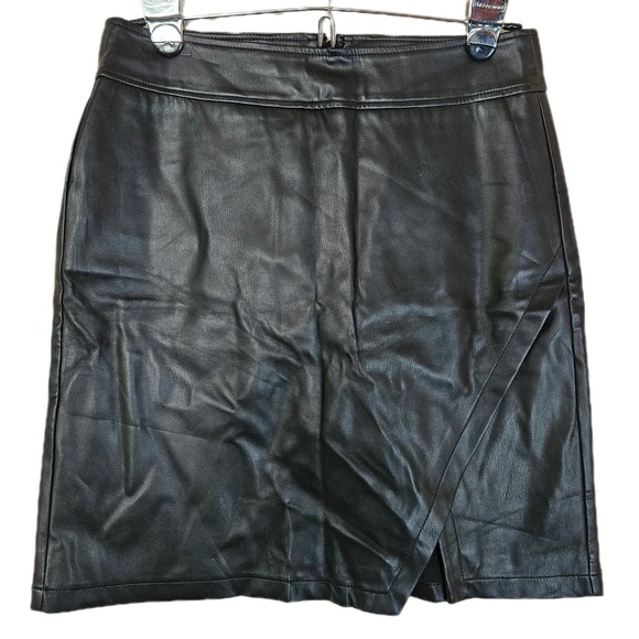 LOFT Dresses & Skirts - LOFT Ann Taylor Faux Leather Mini Skirt Women's 2P Minimalist Chic Night Out